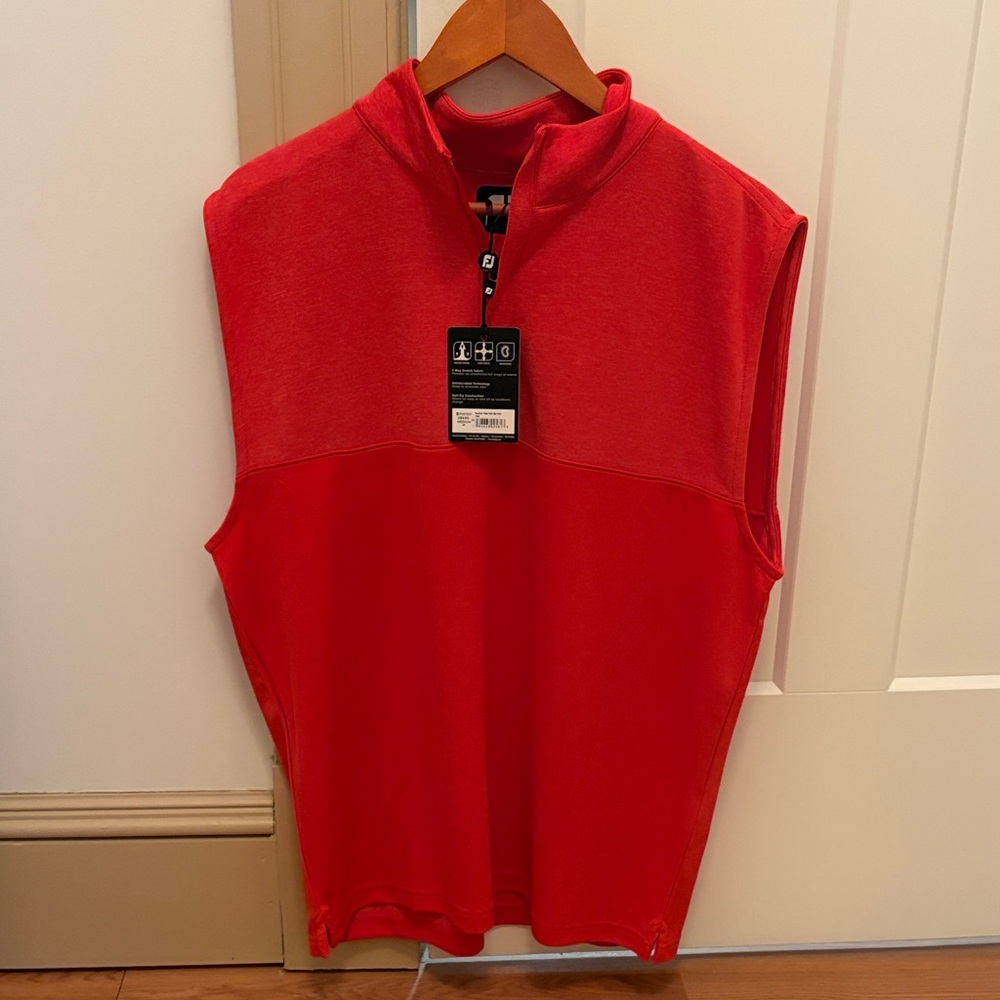 FootJoy Heather Yoke Half-Zip Vest Red